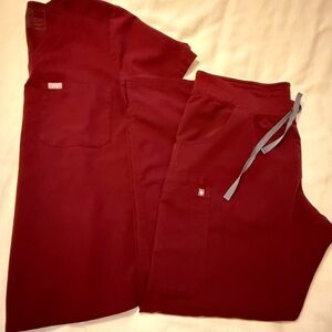 Women’s Figs Scrub set